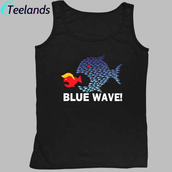 Women's Blue Fish Eating Red Fish Blue Wave 2024 Shirt